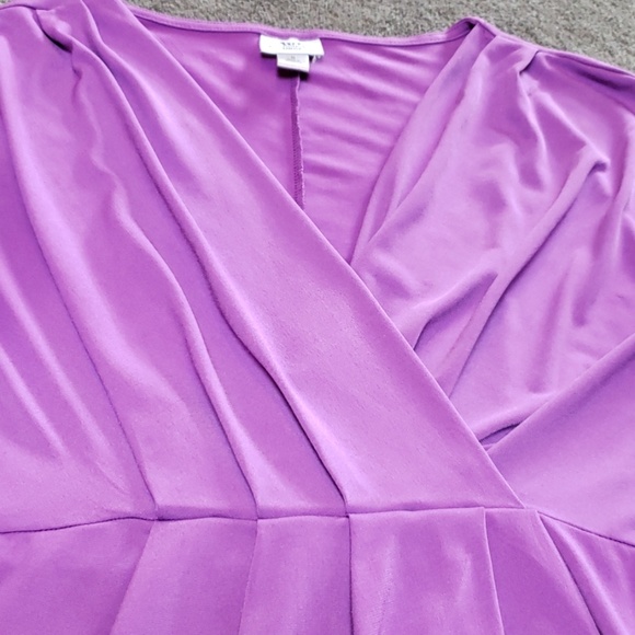 Top - Picture 3 of 4